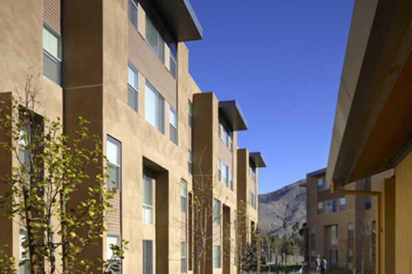Glen Mor Student Apartments, UC Riverside
Riverside, California
Architects - Sasaki