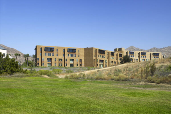 Glen Mor Student Apartments, UC Riverside
Riverside, California
Architects - Sasaki