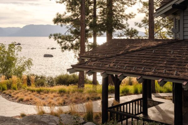 Lakeside-Retreat-RIOS-Home-Residential-Architects-California-Hero