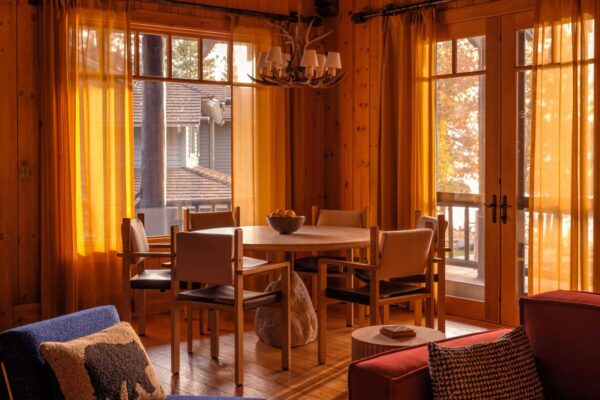 Lakeside-Retreat-RIOS-Home-Residential-Architects-guest-house-cabin-in-the-woods-mountain-estate-lake