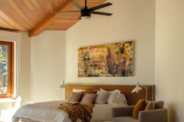 Lakeside-Retreat-RIOS-Home-Residential-Architects-main-house-master-room-bedroom-interior-designers-i